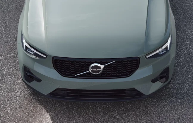 Volvo XC40 Plus Dark