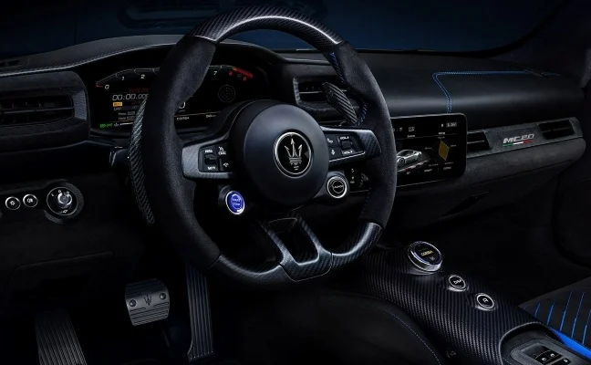 Maserati MC20