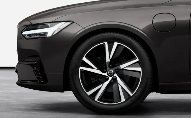 Volvo S90 Plus Dark