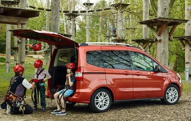 Ford Tourneo Courier Journey