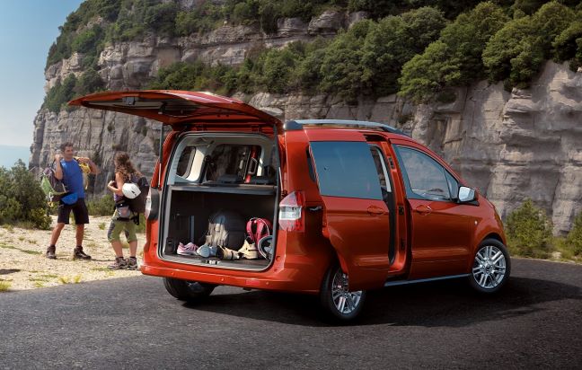 Ford Tourneo Courier Titanium
