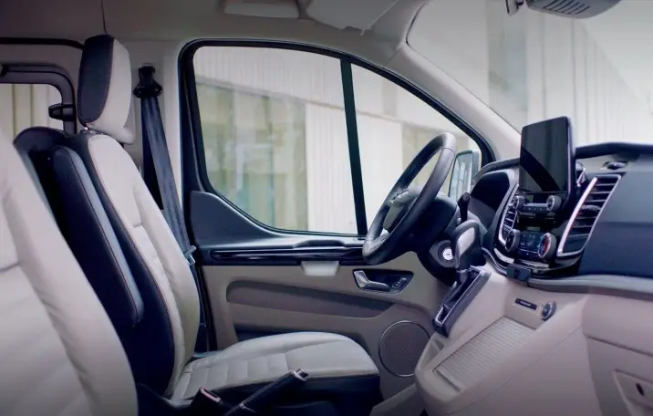 Ford Tourneo Custom Titanium Plus