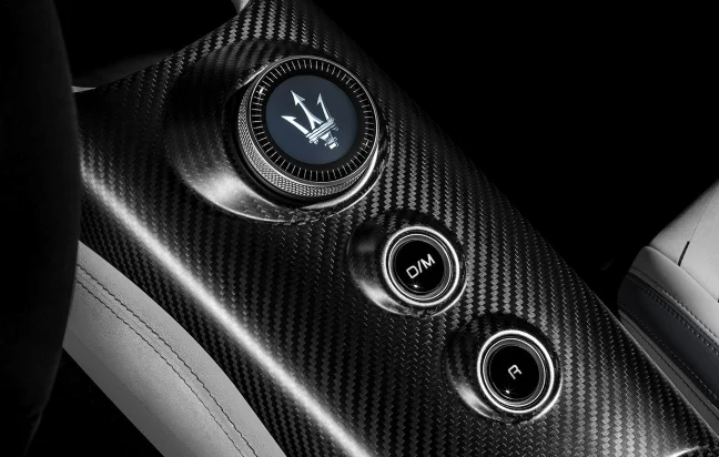 Maserati MC20