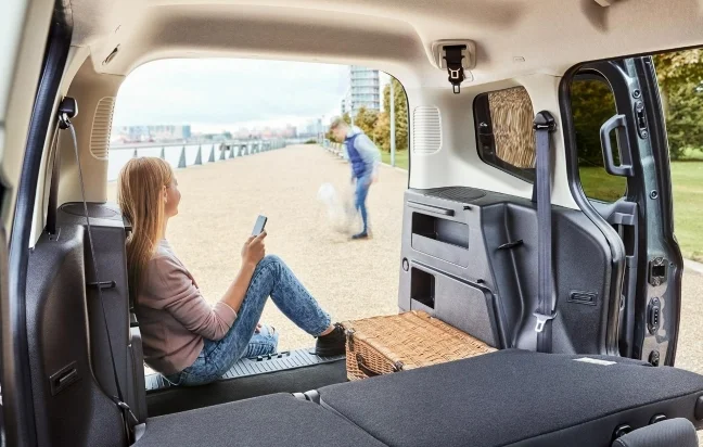 Ford Tourneo Courier Titanium Plus