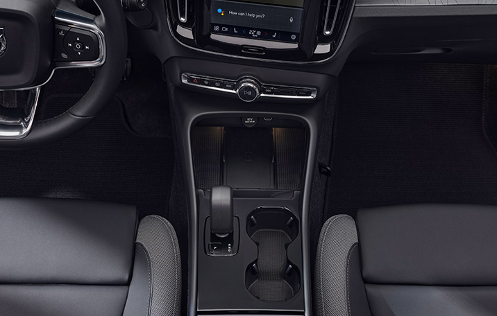 Volvo EX40