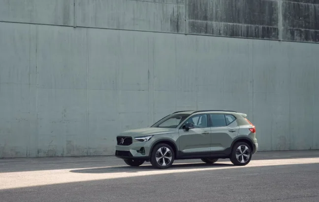 Volvo XC40 Plus Dark