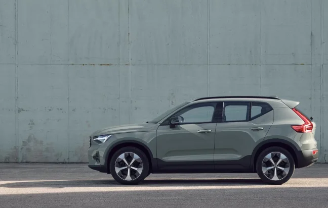Volvo XC40 Plus Dark