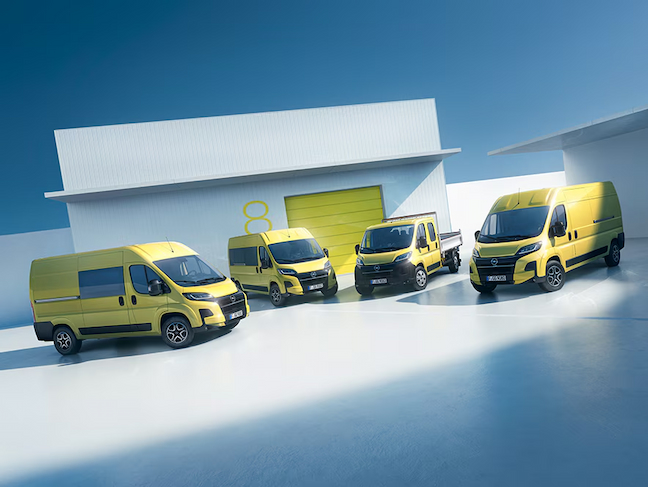 Movano Minibüs